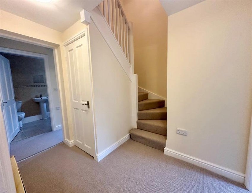 Flat Astley Street in Tameside