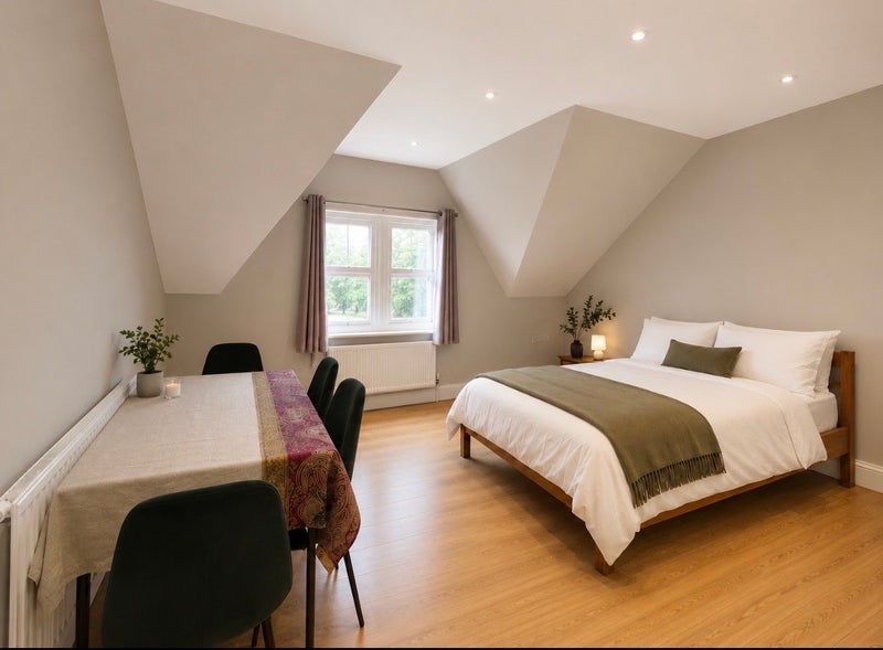 Flat Endymion Road in Greater London