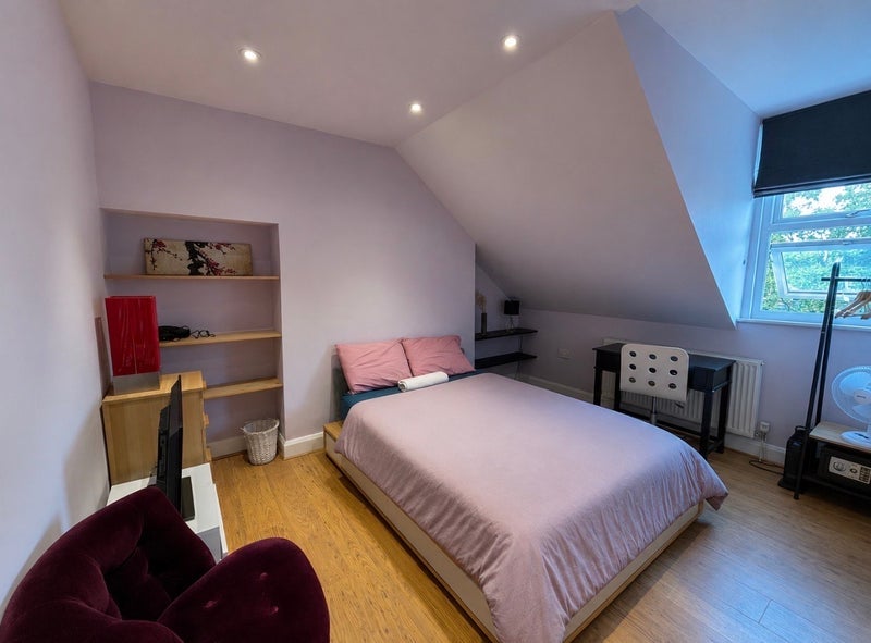 Flat Endymion Road in Greater London