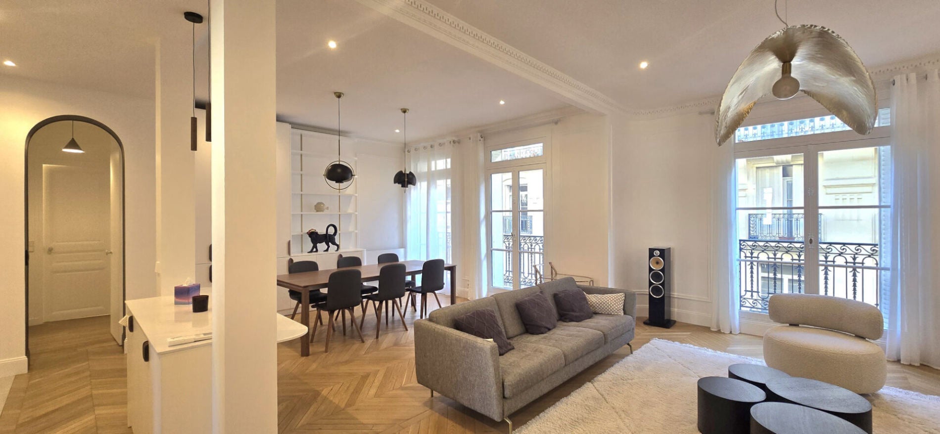 Flat Square Villaret de Joyeuse in Paris