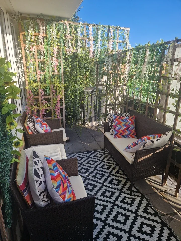 Room Lucey Way in Greater London