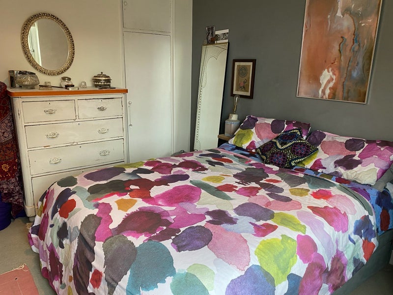Room Clapham Crescent in Greater London