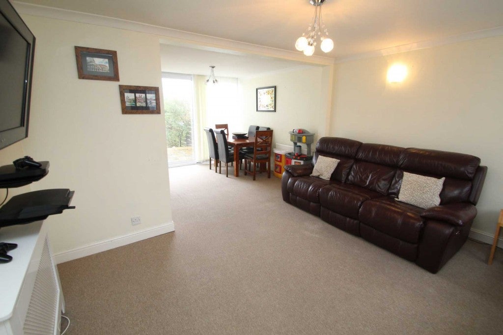 House Bracknell Place in Dacorum