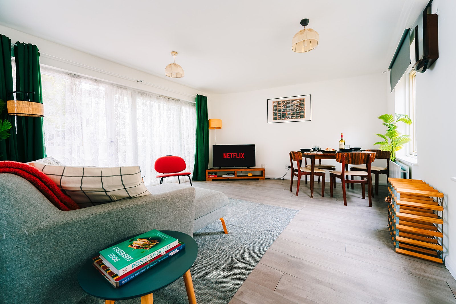 Flat Alscot Road in Greater London
