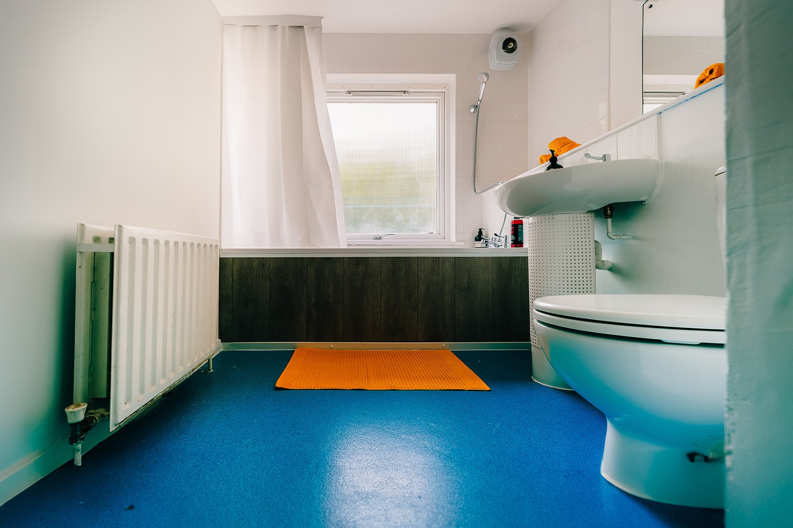 Flat Alscot Road in Greater London