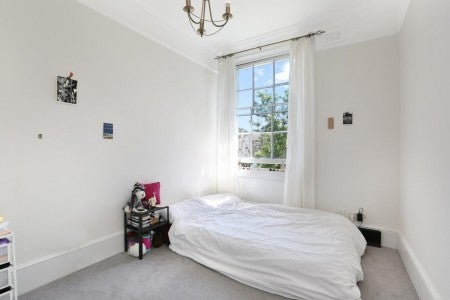 Flat Honor Oak Road in Greater London