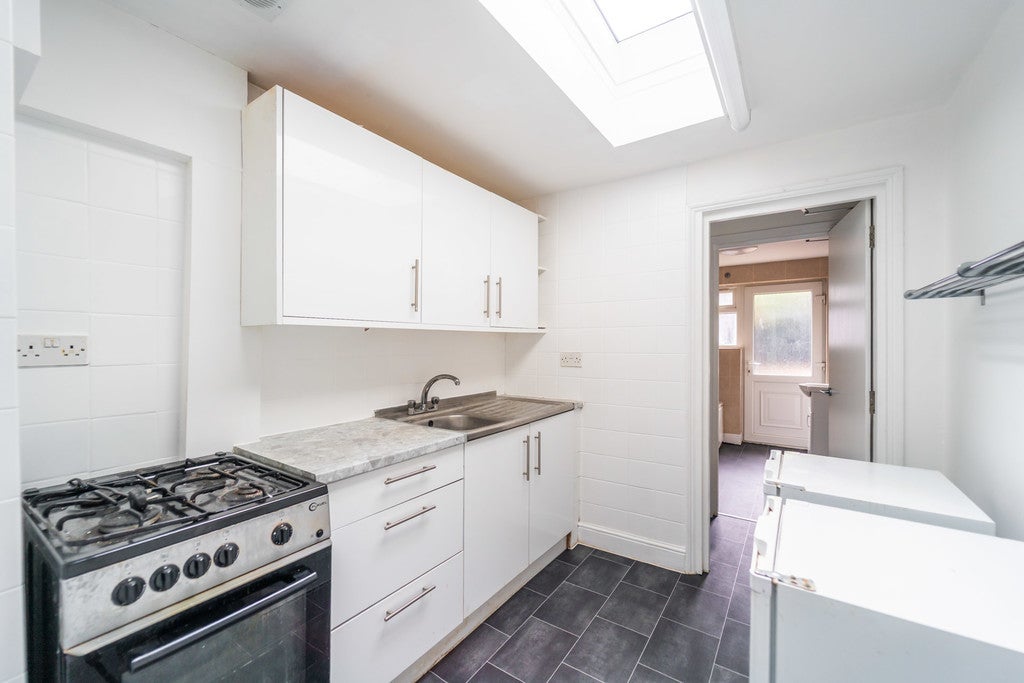 Flat Palace Road in Greater London