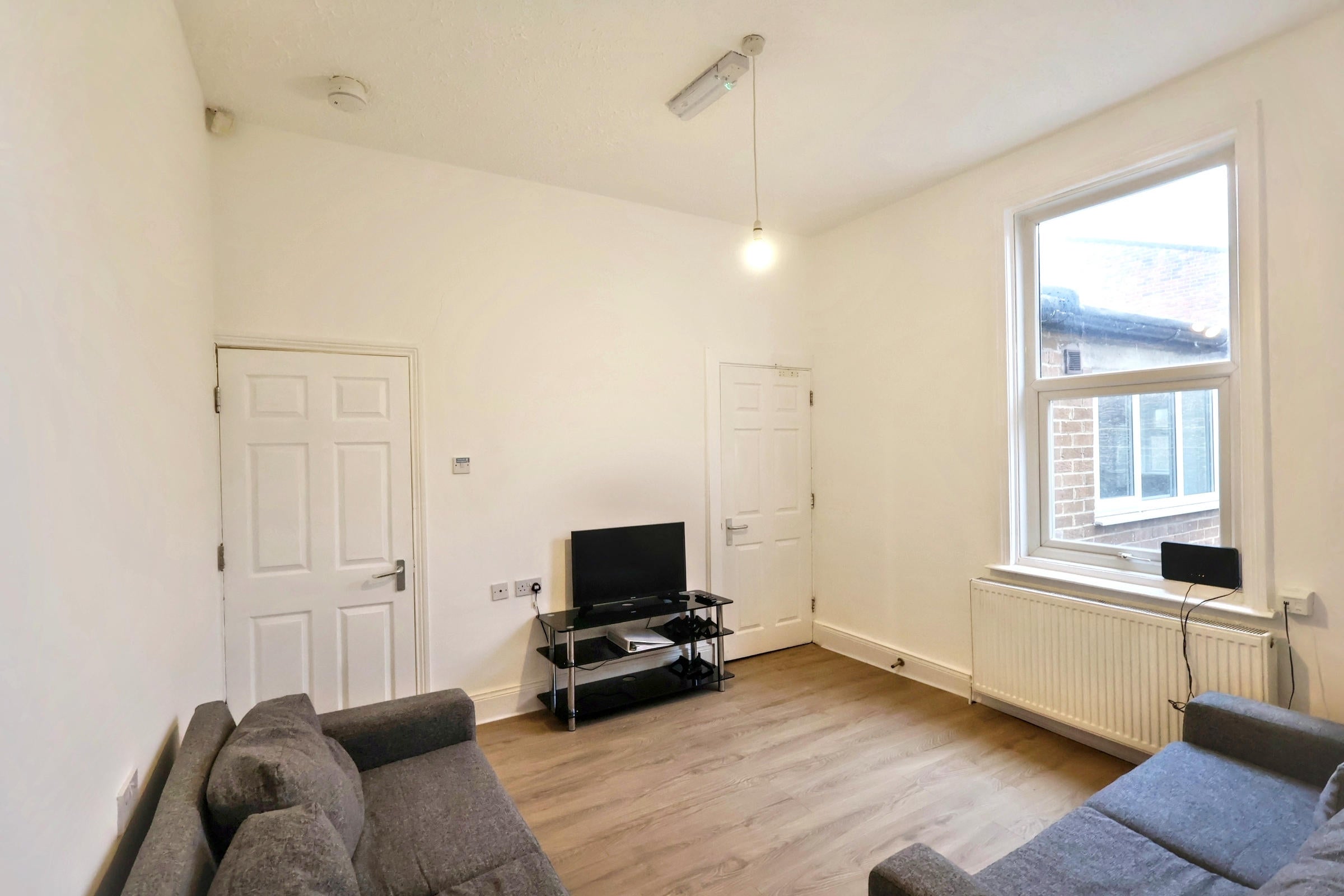 Room Harlow Street in Sunderland