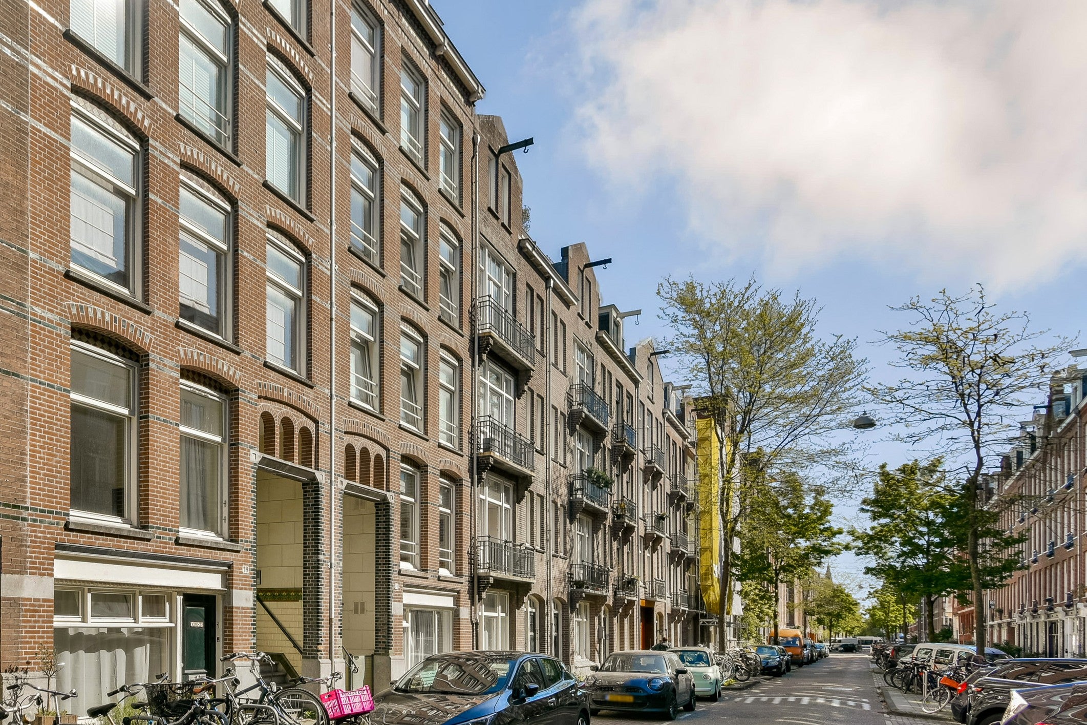 Studio Van Ostadestraat 21 3A in Amsterdam