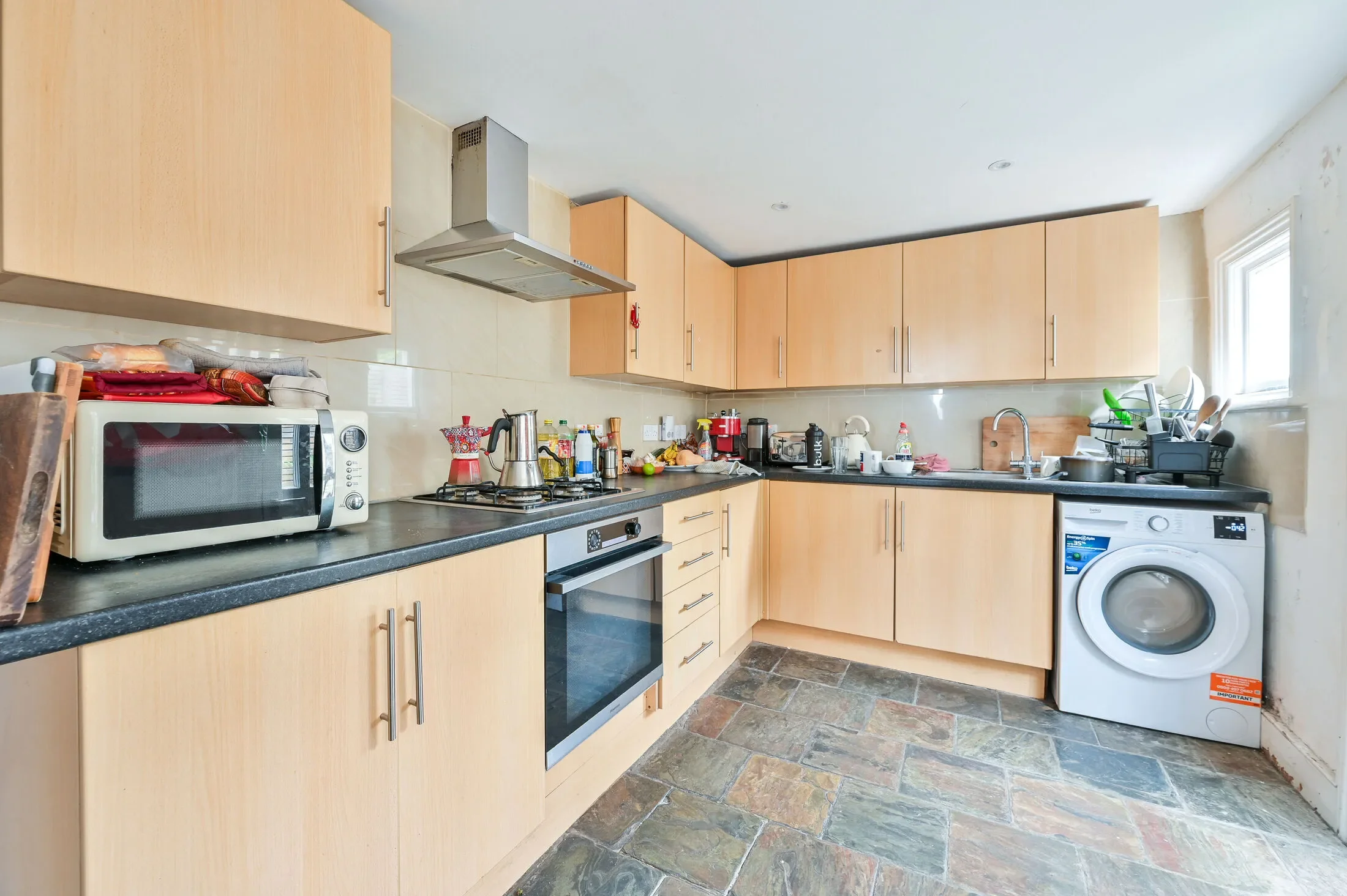 House Brabourn Grove in Greater London