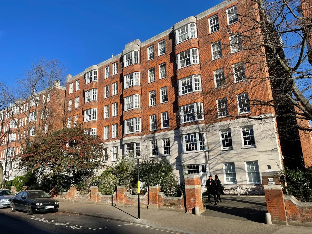 Flat Kensington Park Road in Greater London