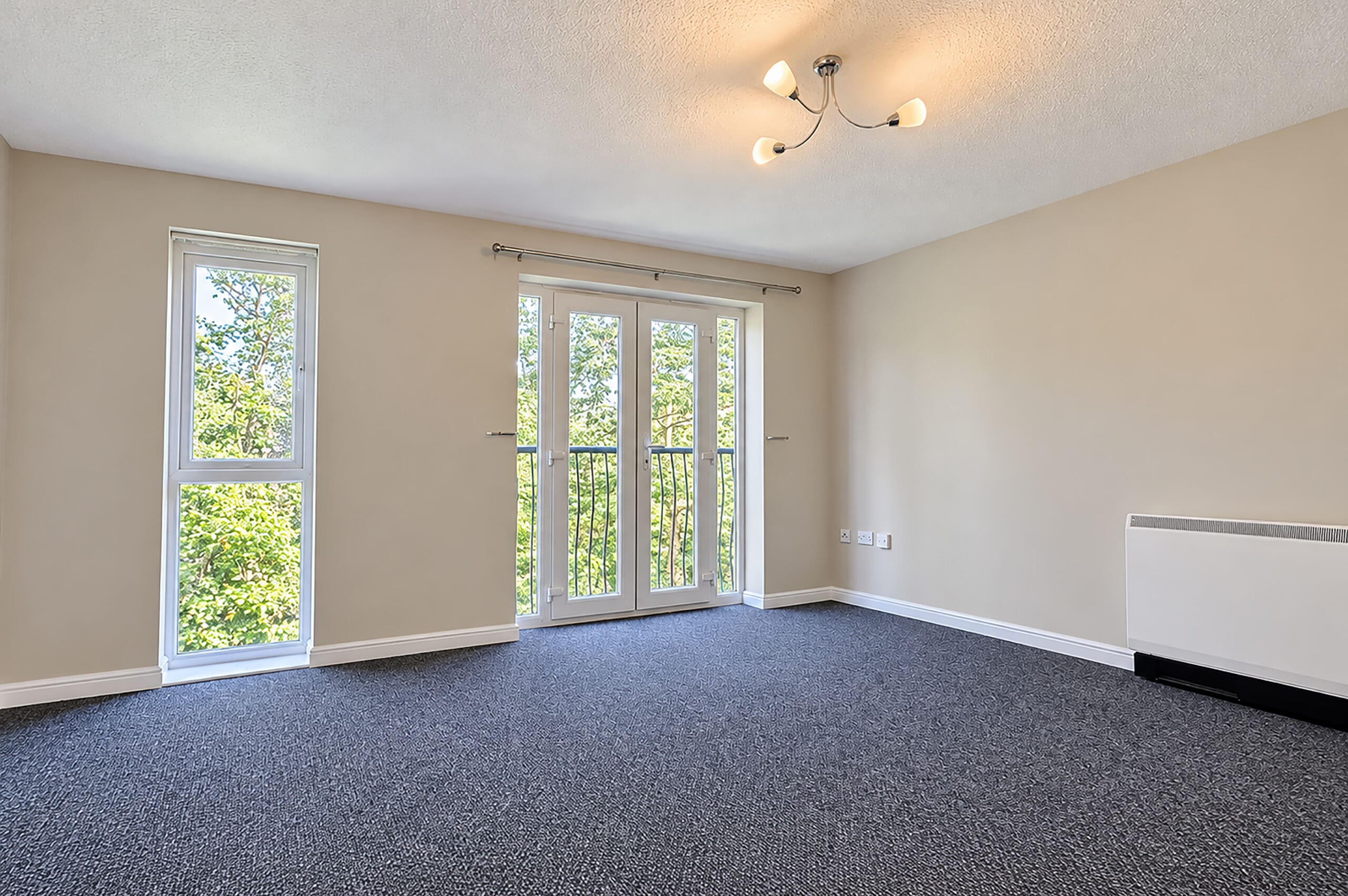 Flat Rixtonleys Drive in Salford