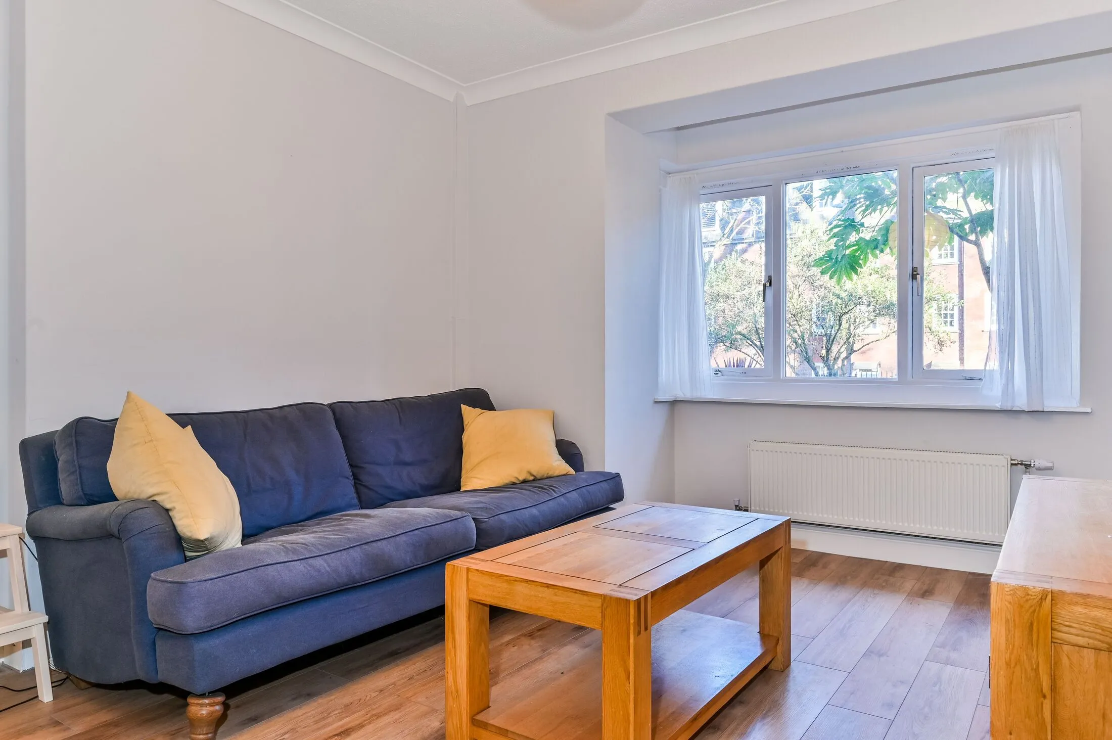 Flat Sebbon Street in Greater London