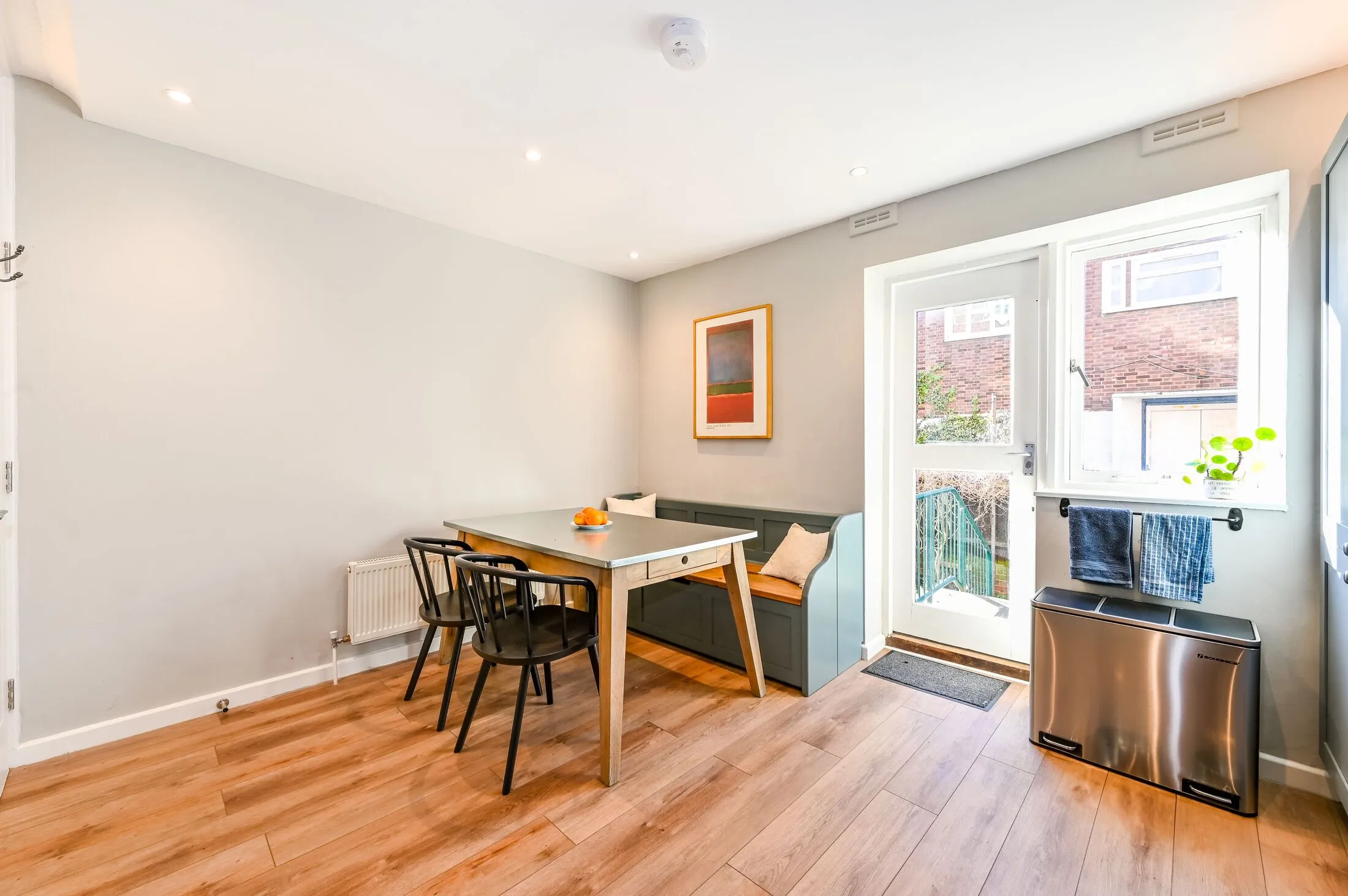 Flat Sebbon Street in Greater London