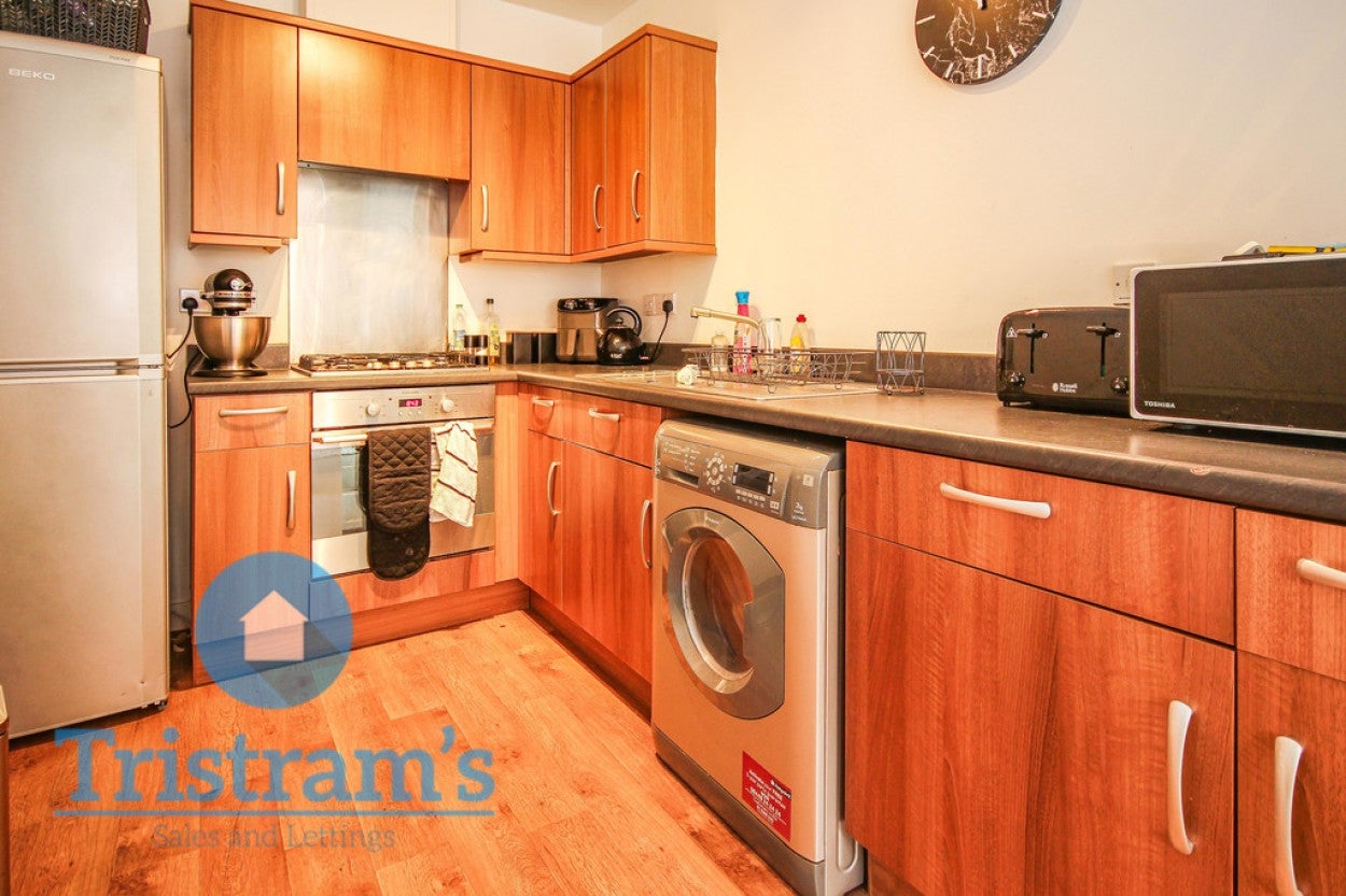 Flat Watermark Close in Nottingham