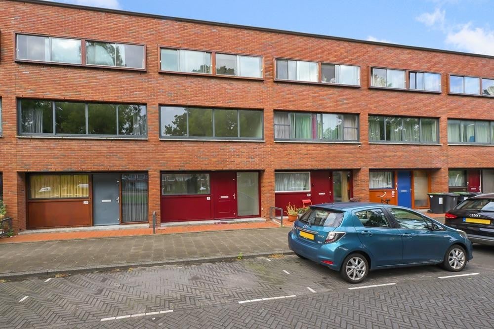 Huis Raden Adjeng Kartinistraat in Amsterdam