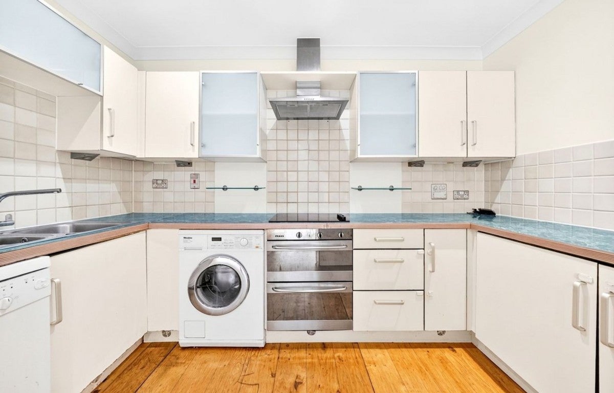 Flat Tottenham Lane in Greater London