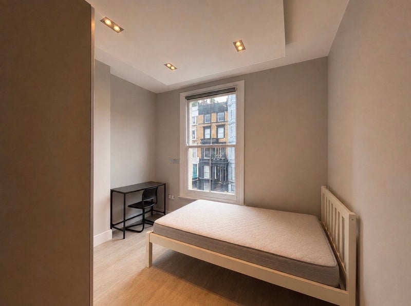 Flat Ladbroke Grove in Greater London