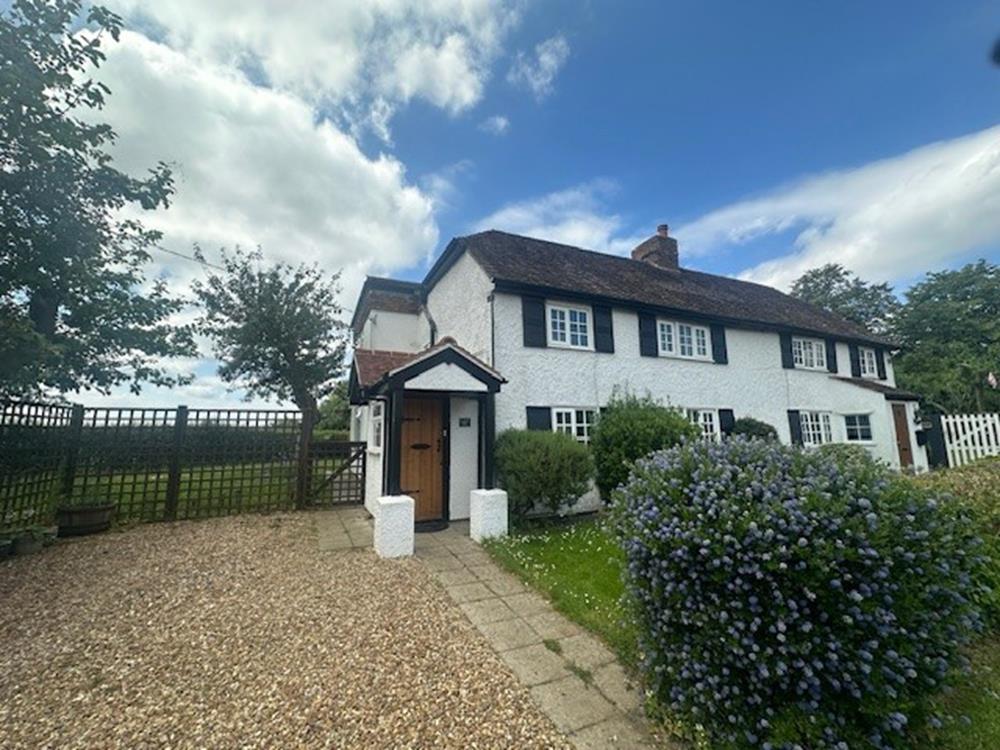 House Top End in Renhold