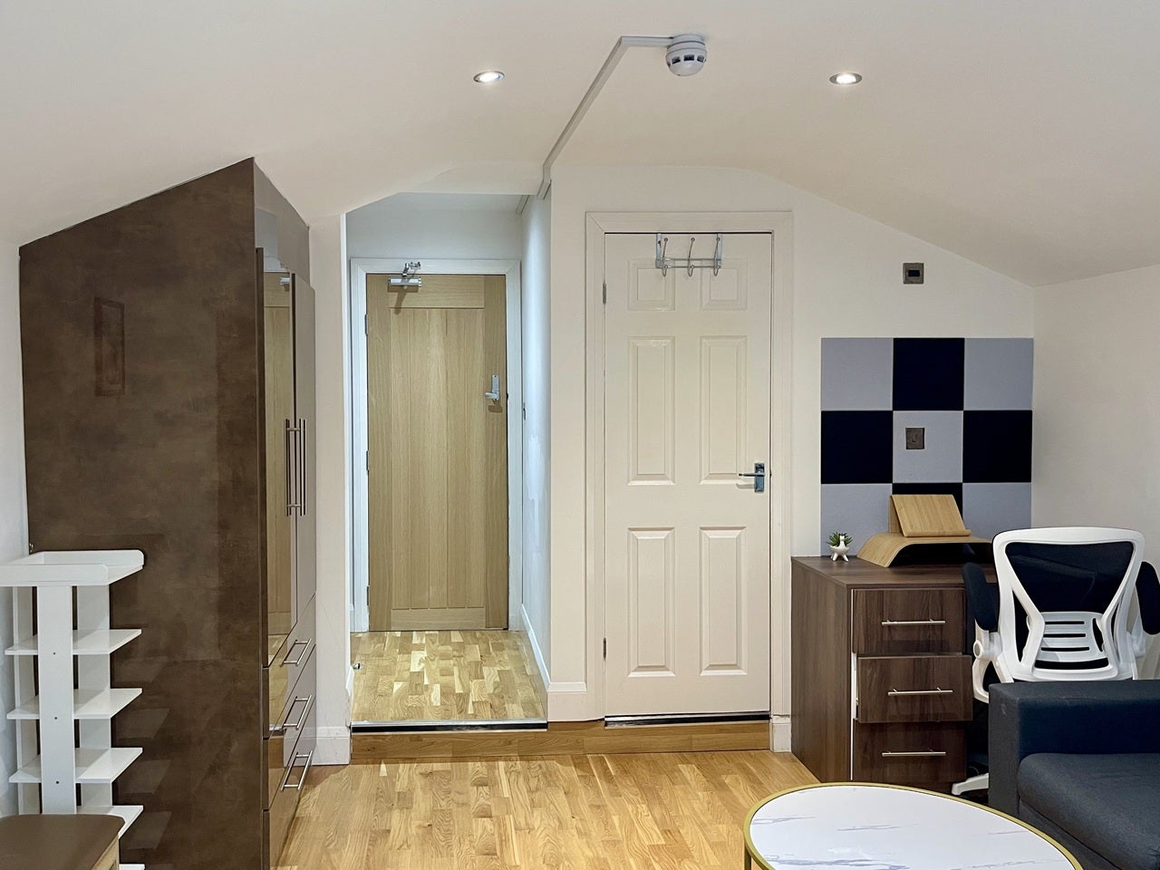 Room St Jude's Road in Borough of Runnymede