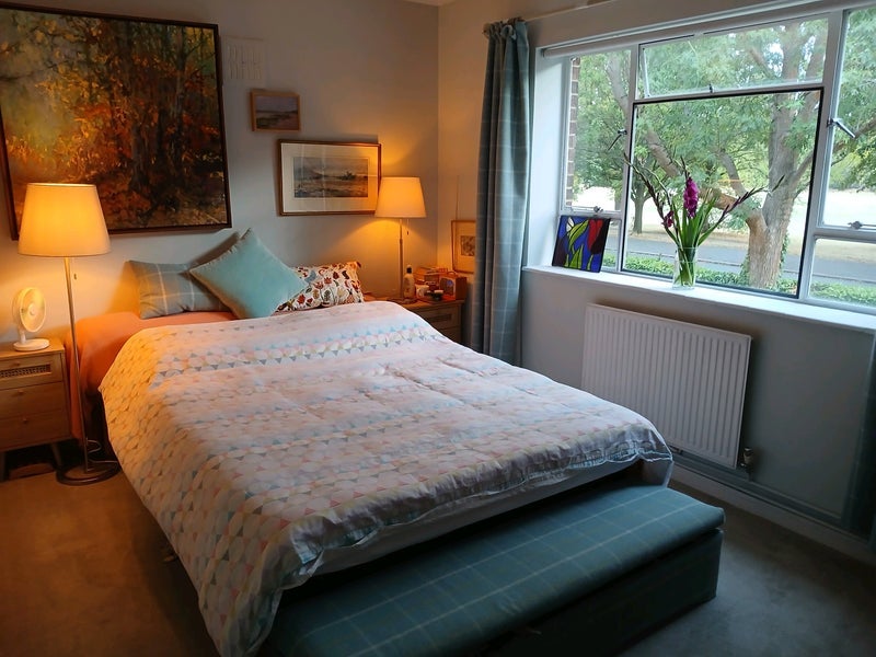 Flat Bolingbroke Grove in Greater London