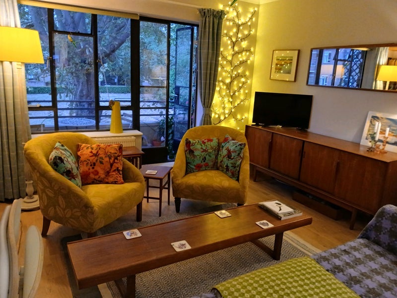 Flat Bolingbroke Grove in Greater London