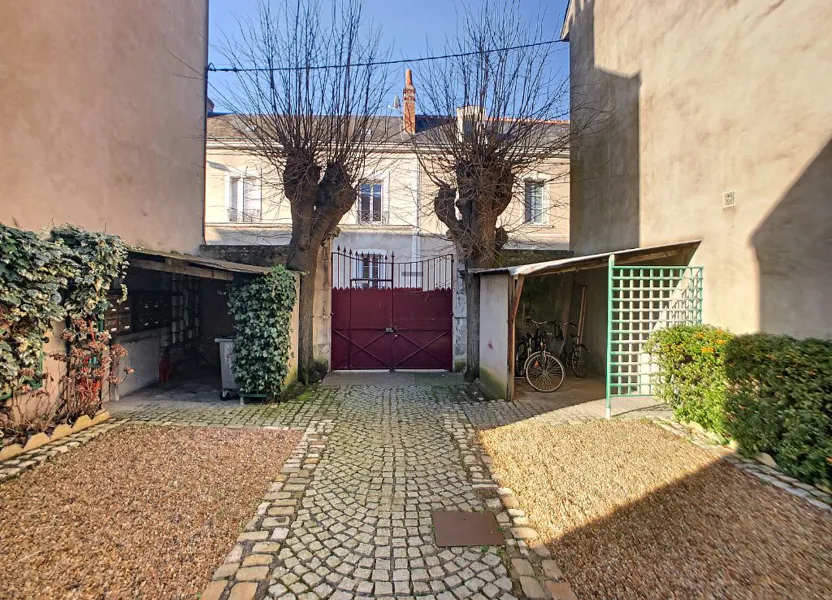 Chambre Rue George Sand à Tours