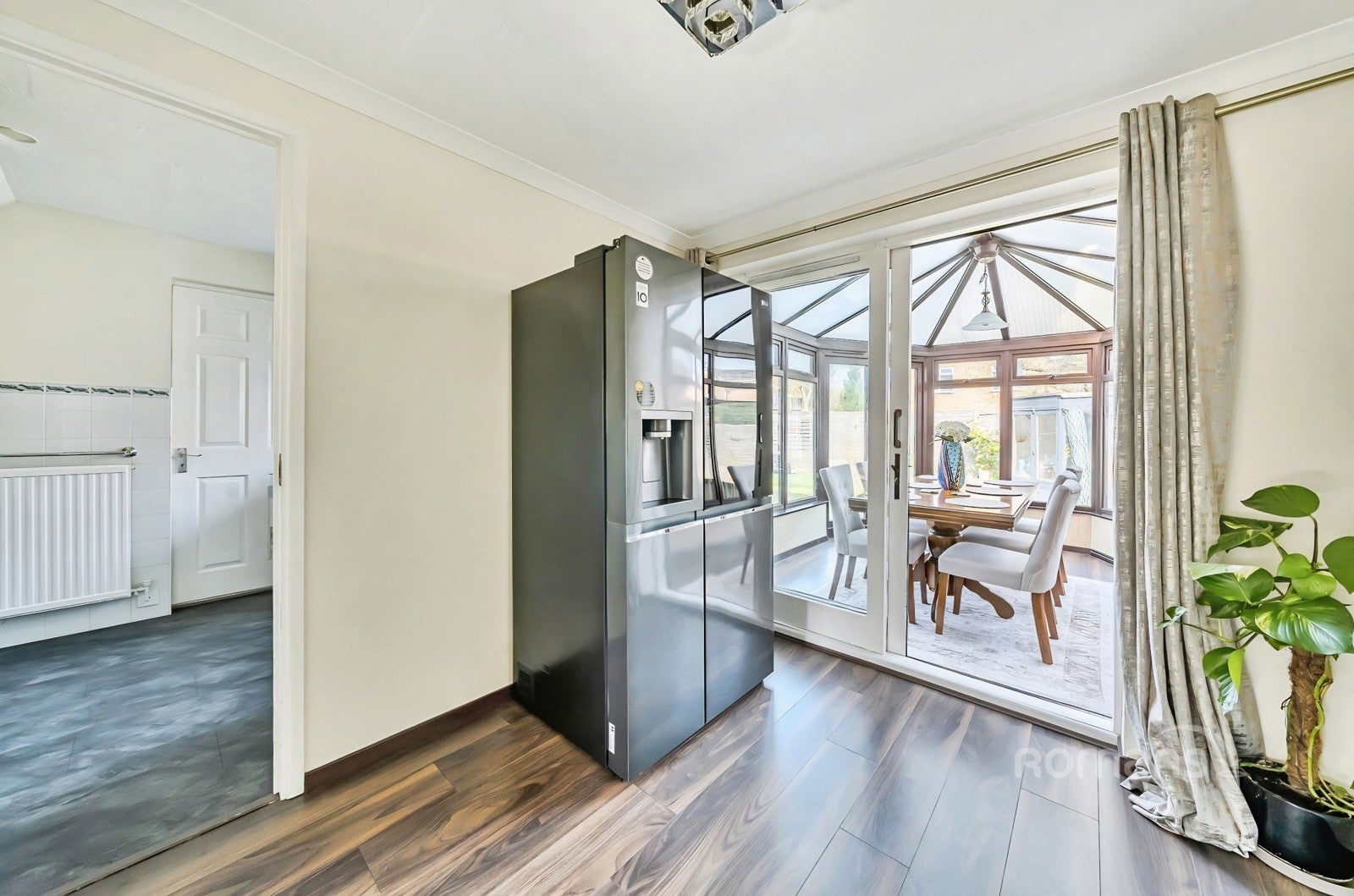 House Arkwright Drive in Binfield