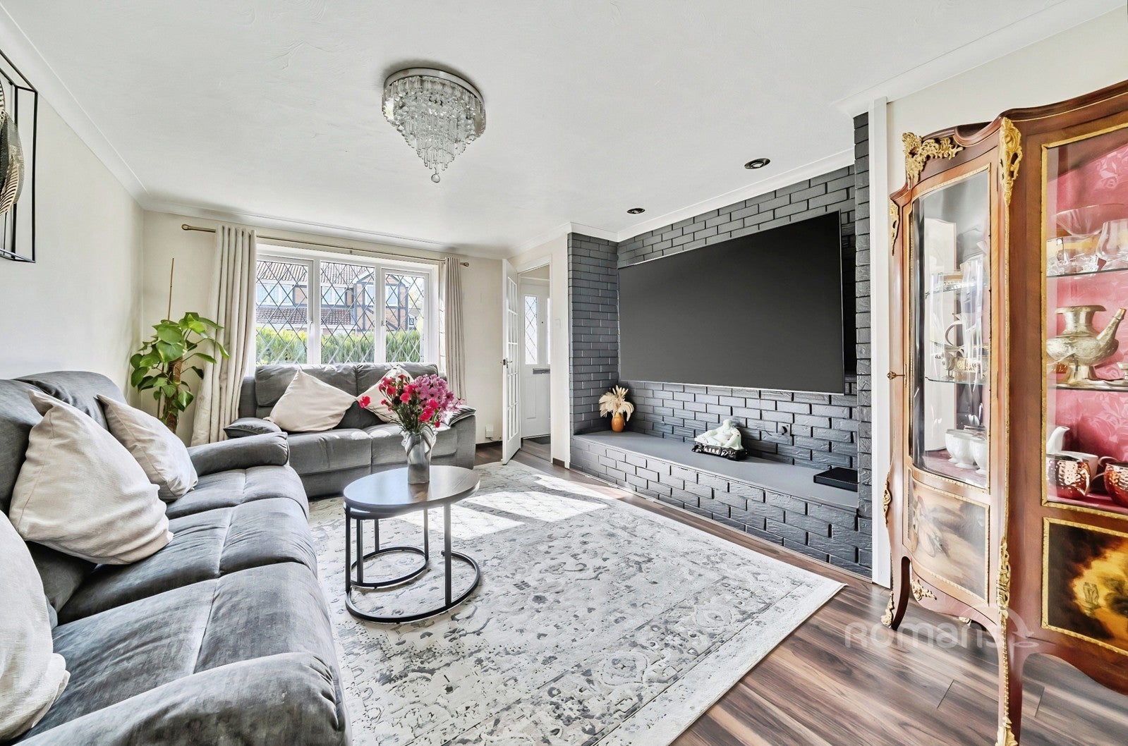 House Arkwright Drive in Binfield