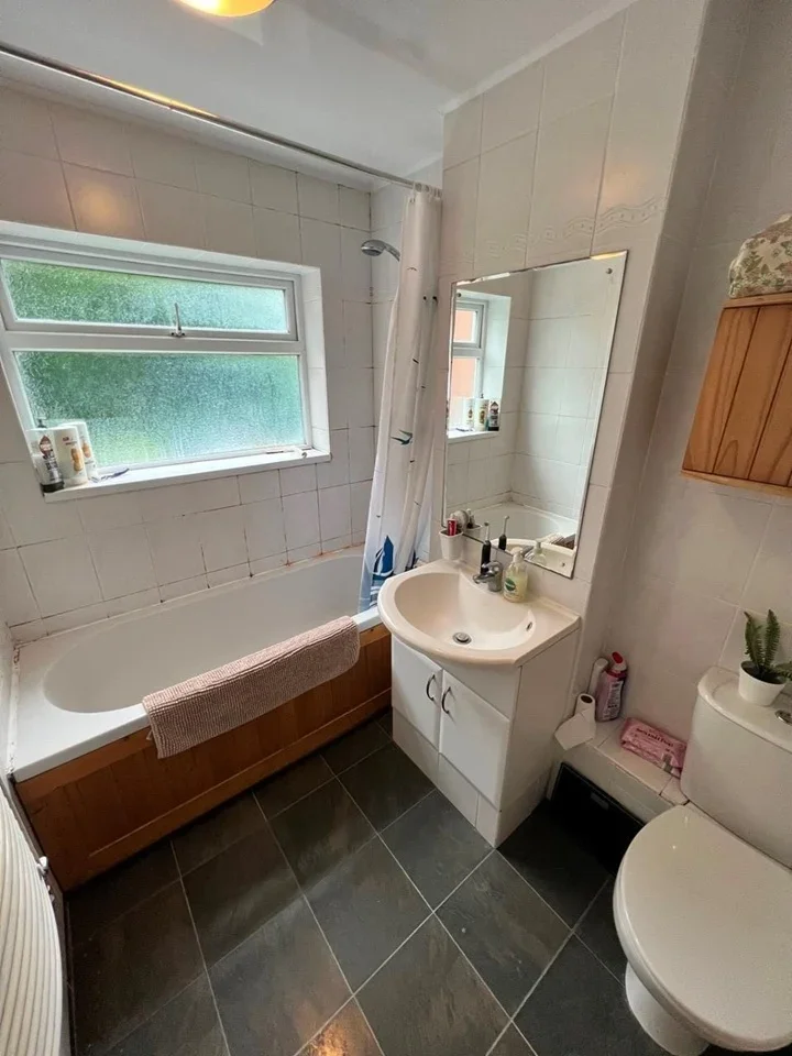 Flat Hulse Road in Southampton