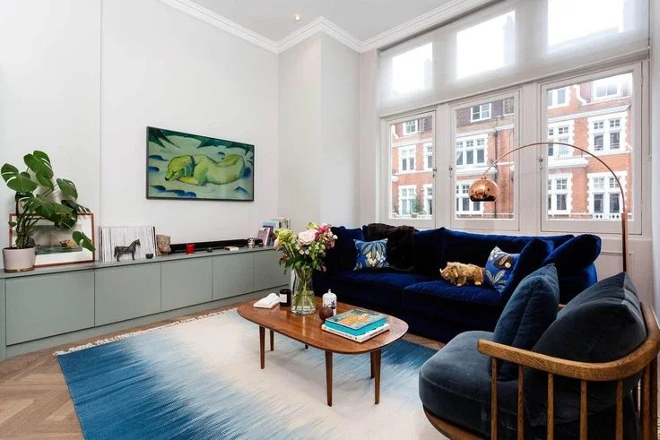 Flat Palace Court in City of Westminster