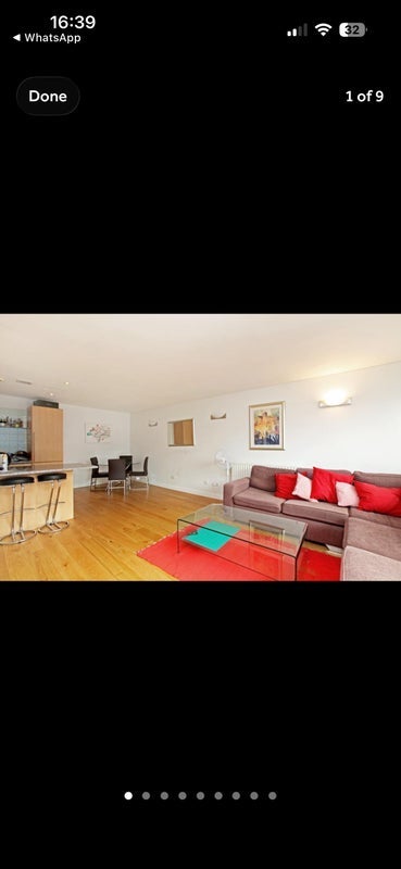 Flat Britton Street in Greater London