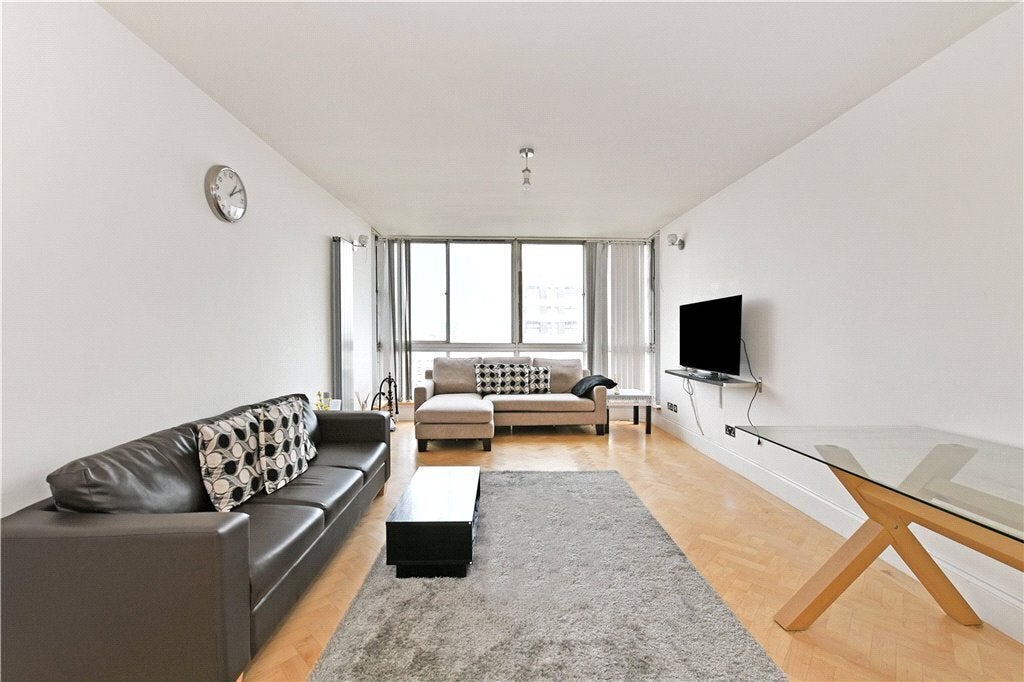 Flat Cambridge Square in City of Westminster