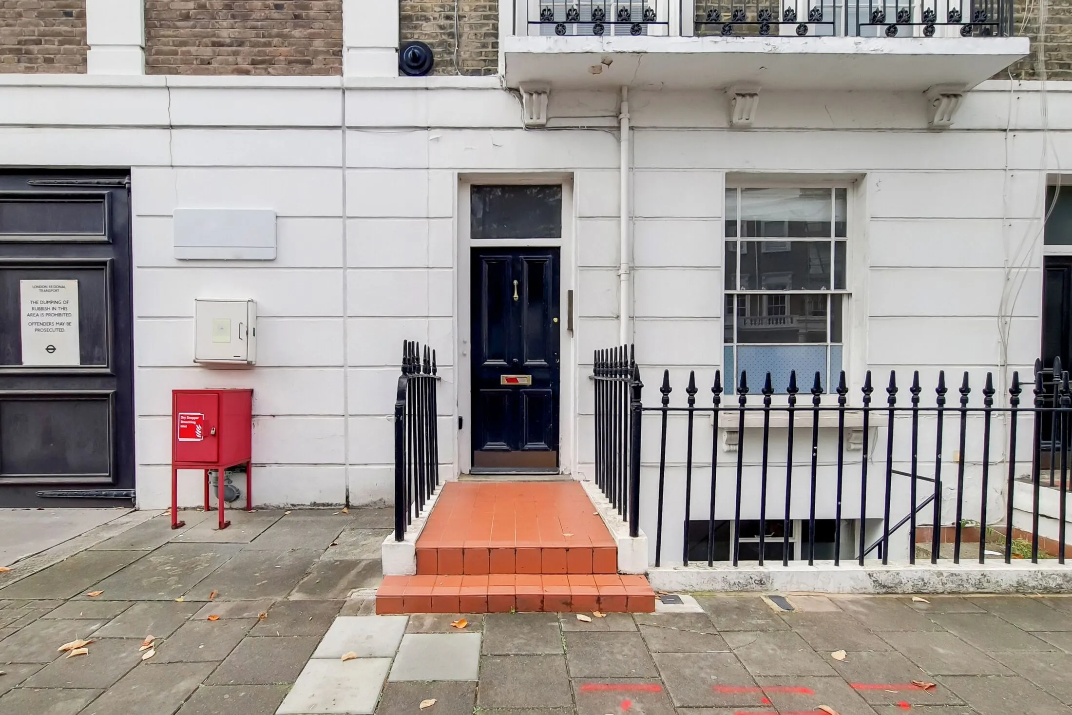 Flat Moreton Terrace Mews North in City of Westminster