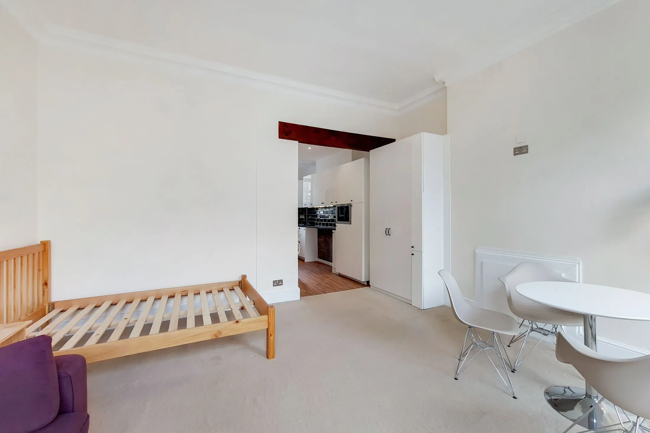 Flat Moreton Terrace Mews North in City of Westminster