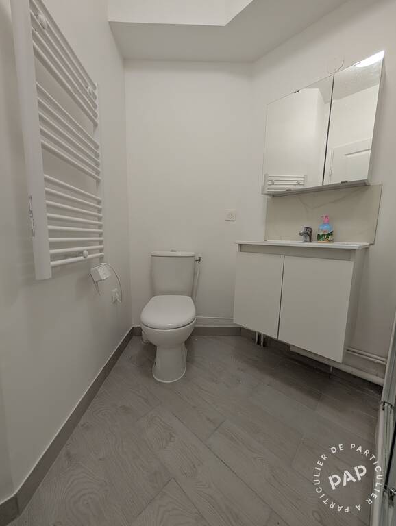 Chambre Rue des Meuniers à Bagneux