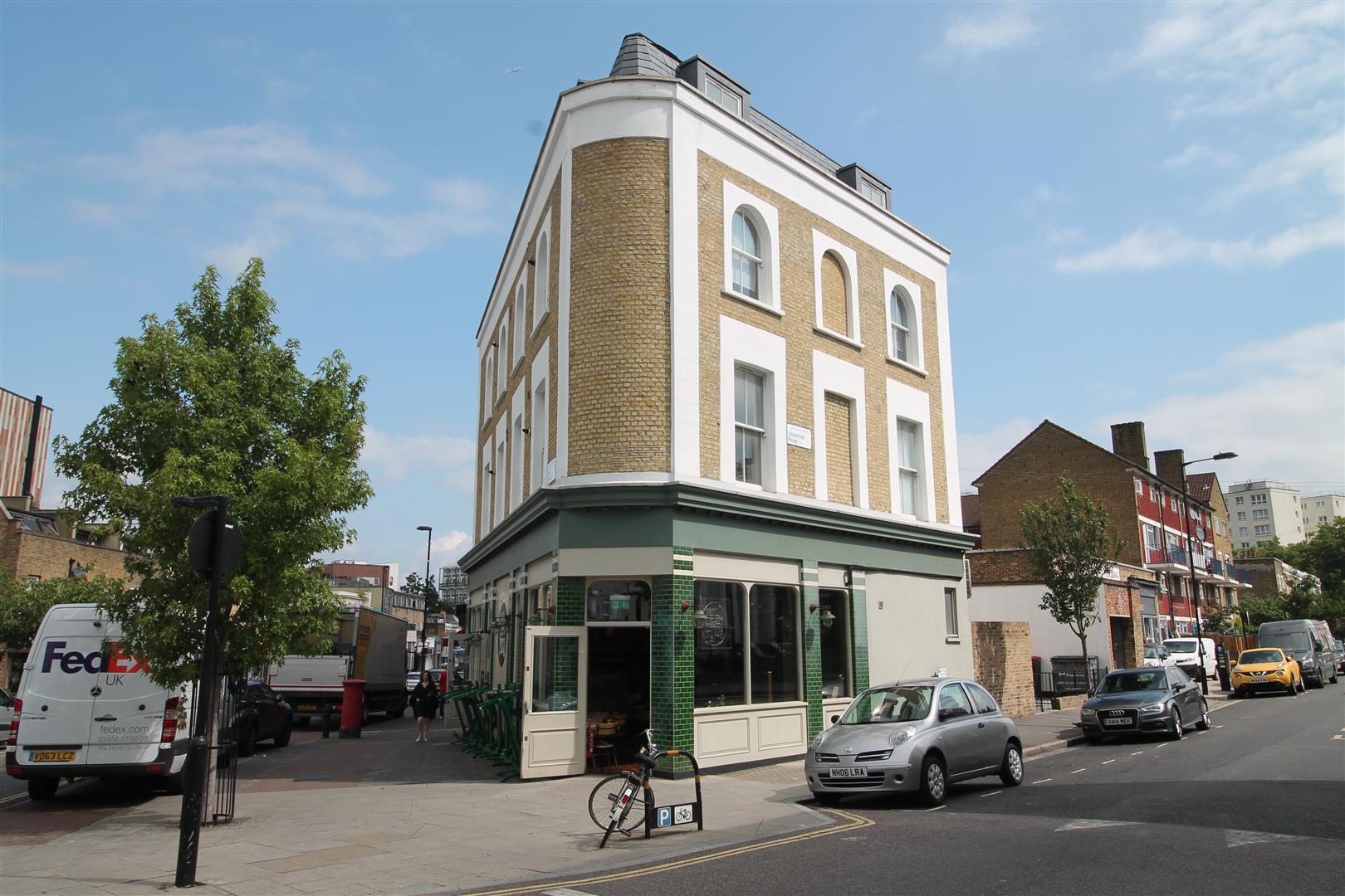 House Well Street in Greater London