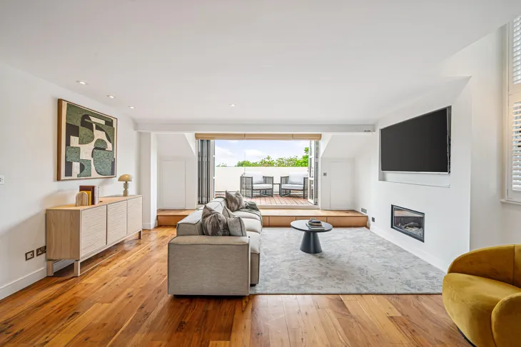 Flat Holland Park in Greater London
