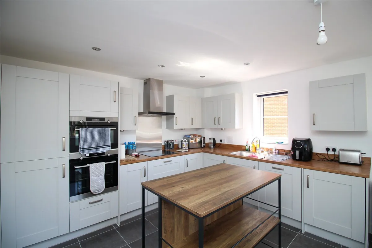Flat Pegasus Avenue in Eastleigh