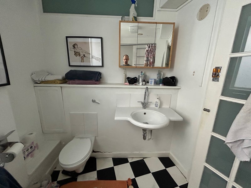 Room Coram Street in Greater London