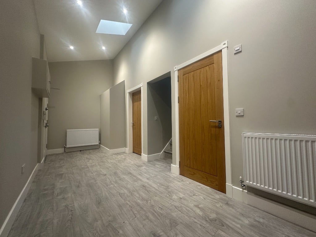 Flat Berryknowes Avenue in Glasgow