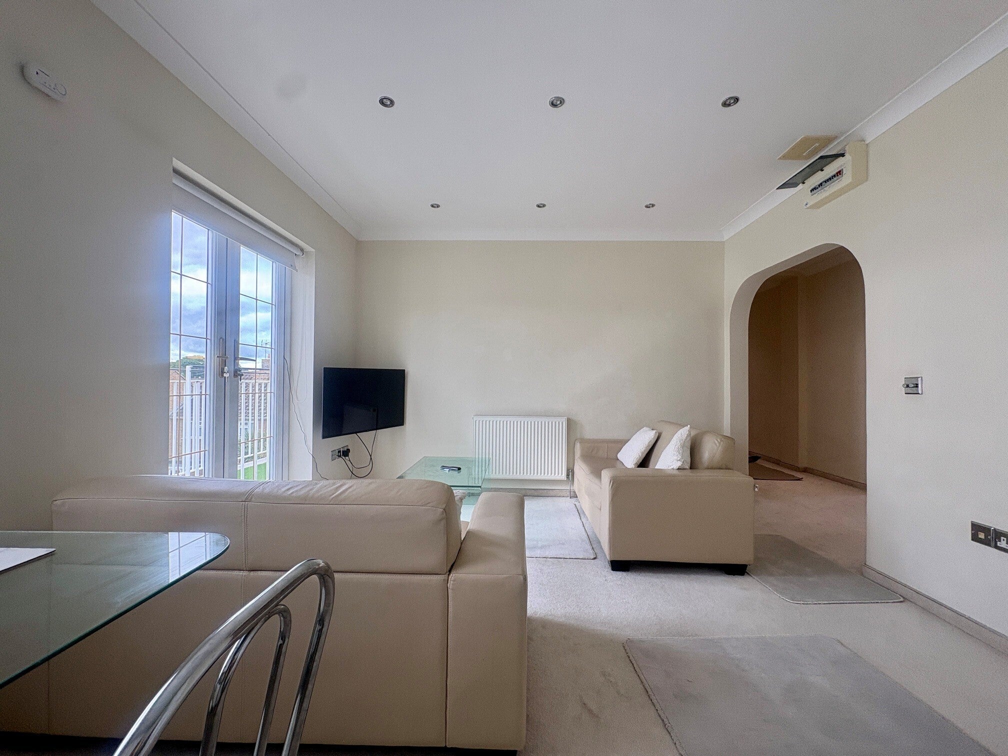 Flat Whitbourne Avenue in Swindon
