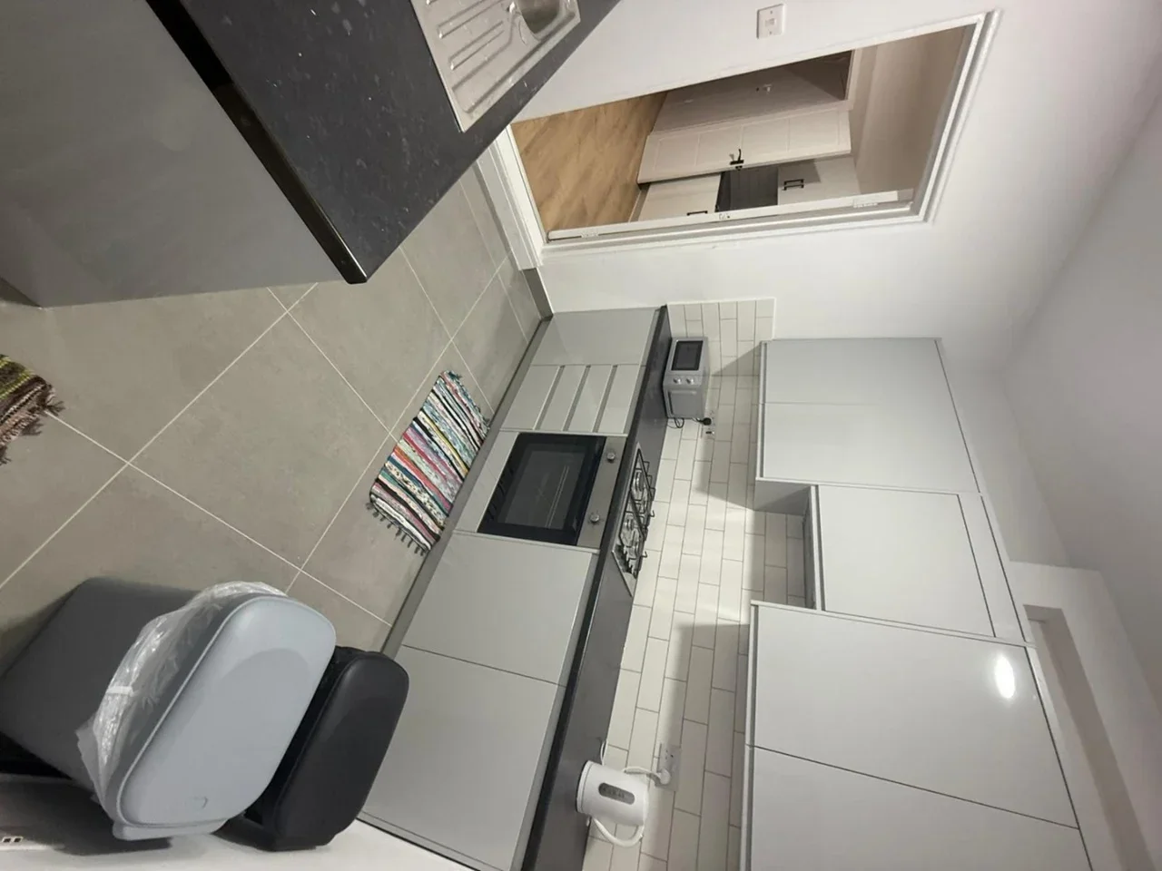 Room Steele Road in Greater London