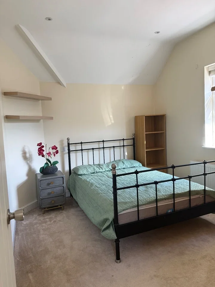 Room Colham Green Road in Greater London