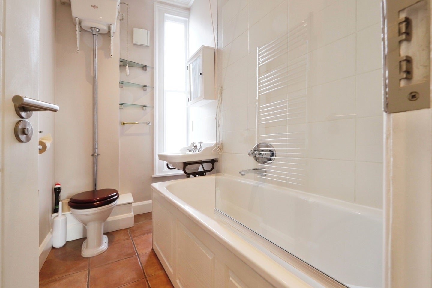 Flat Stockwell Road in Greater London