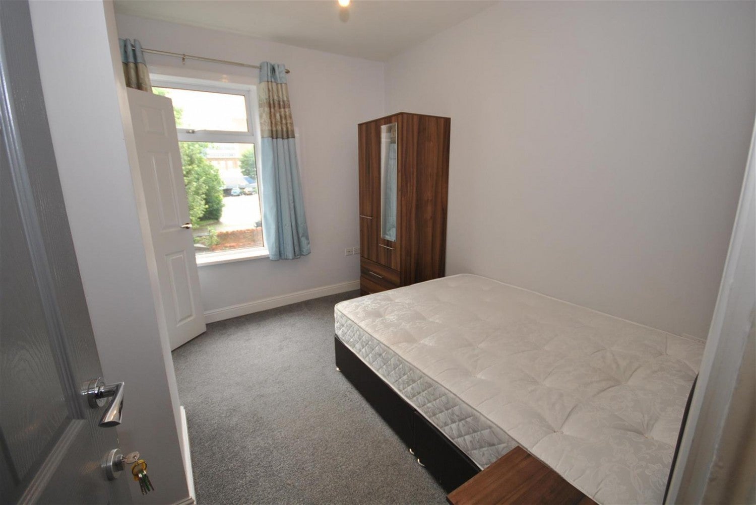 Flat Shirland Street in Chesterfield