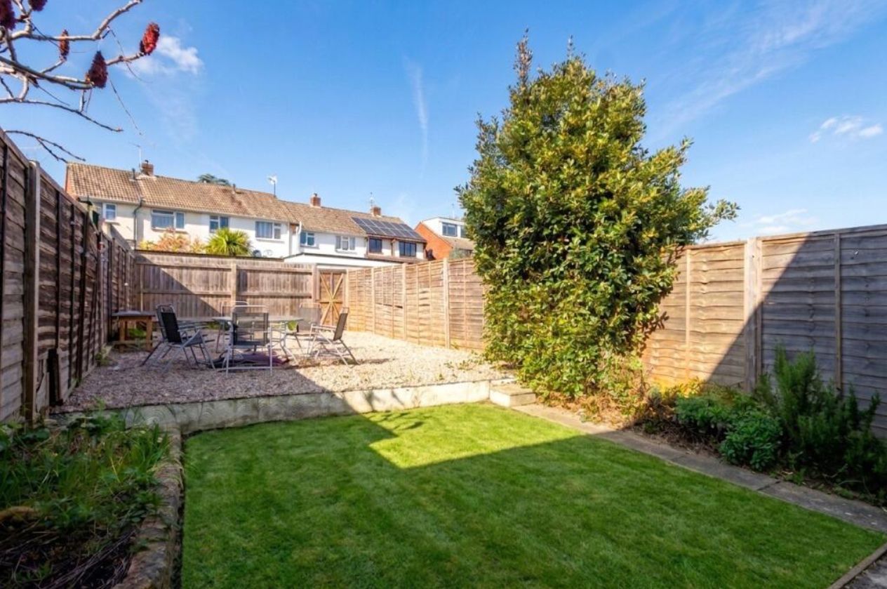 House Orchard Vale in Kingswood