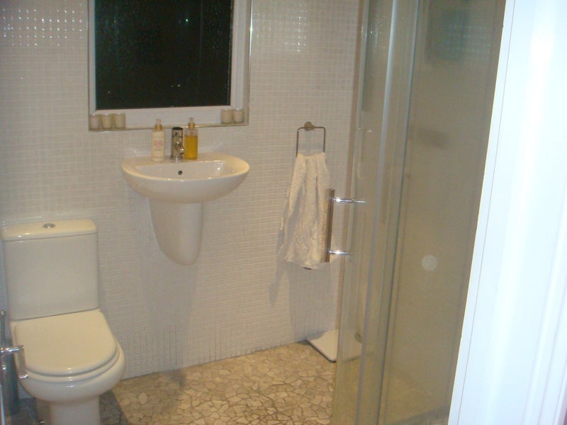 Room Minehead Road in Greater London