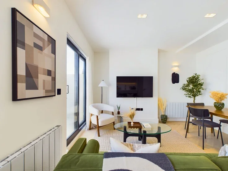 Flat Malvern Road in Greater London