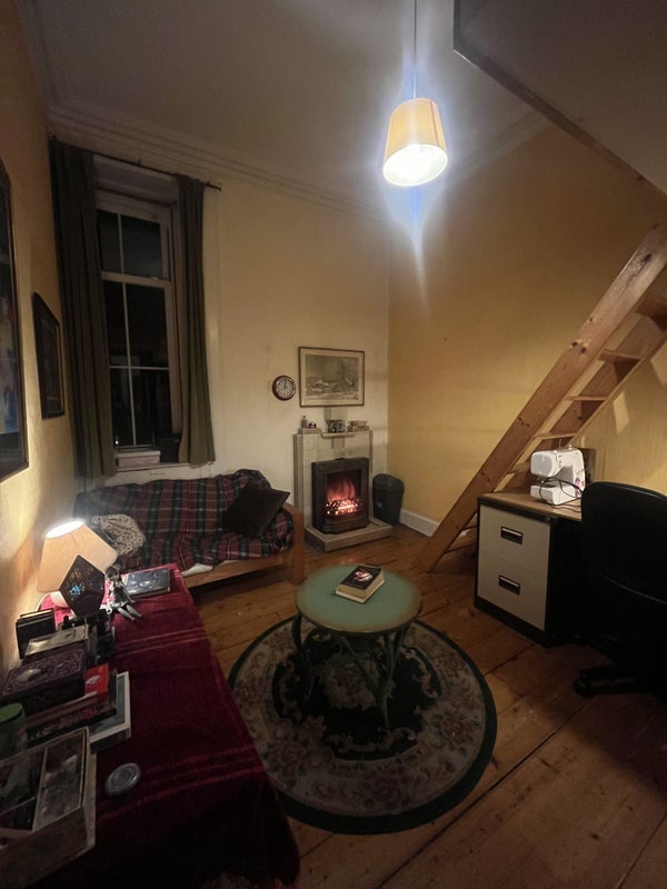 Room White Street in Glasgow